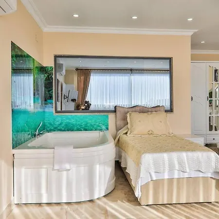 Doga Ihlamur / Kalkan 4* Kaş